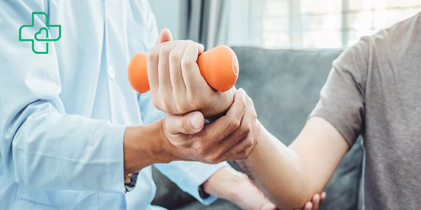 5 تکنیک مهم در فیزیوتراپی ساعد دست دست در منزل